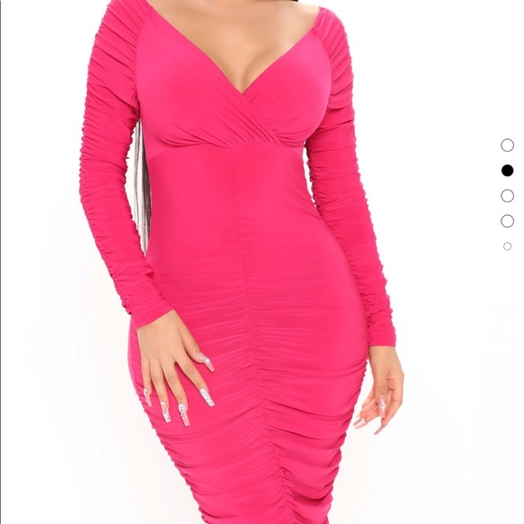 COPY - Rouge Dress - Picture 2 of 4